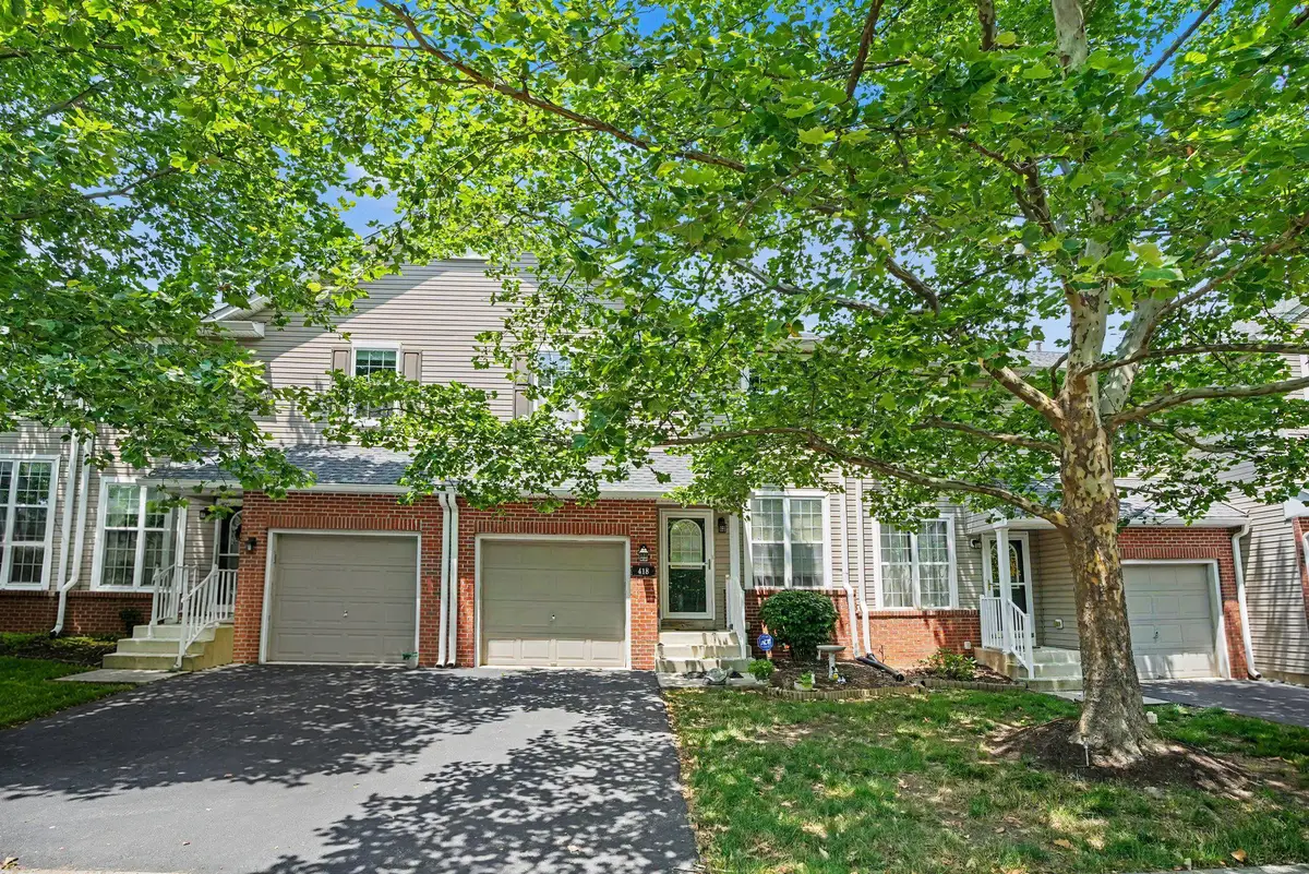 418 Nottingham Ln, Collegeville, PA 19426 - #1
