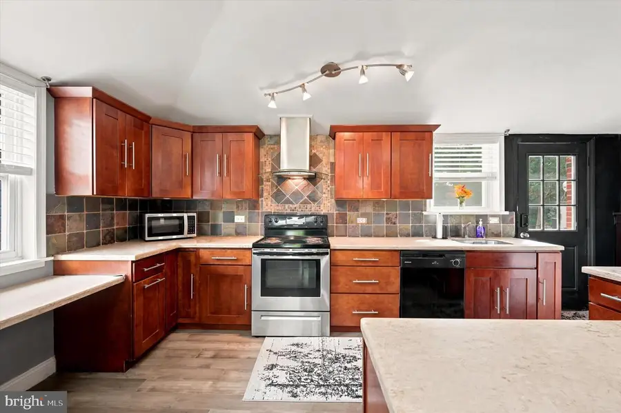 837 Woodbrook Ln, Plymouth Meeting, PA 19462 - #3