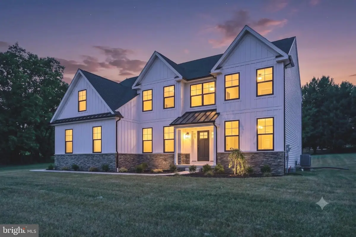 209 Old State Rd, Royersford, PA 19468 - #1