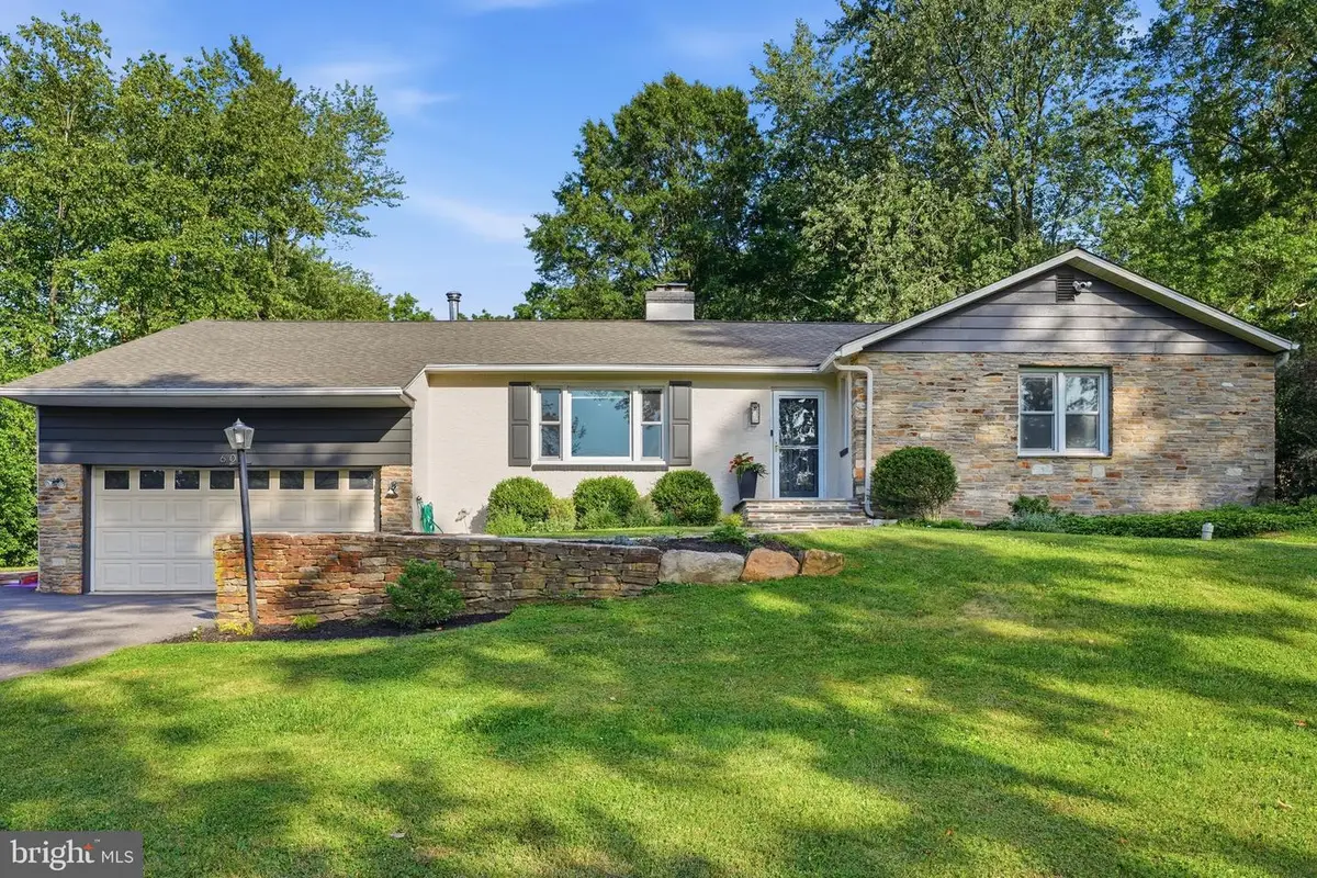 607 Mckean Rd, Ambler, PA 19002 - #1