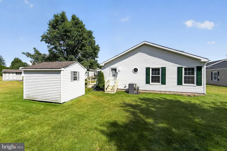 605 Village Way, Royersford, PA 19468 - #2