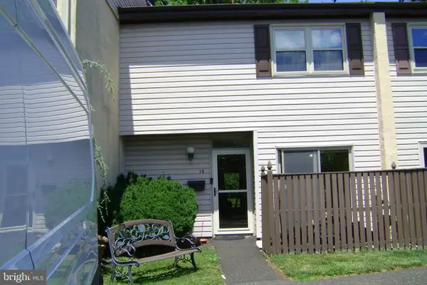 550 York Rd N #13-b, HATBORO, PA 19040