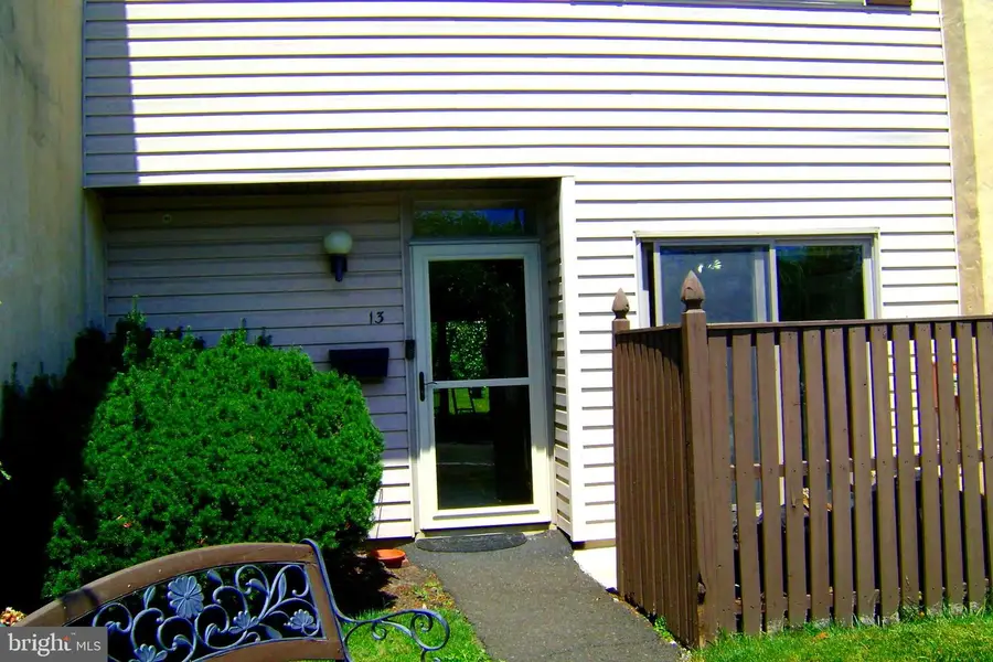 550 York Rd N #13-b, Hatboro, PA 19040 - #2