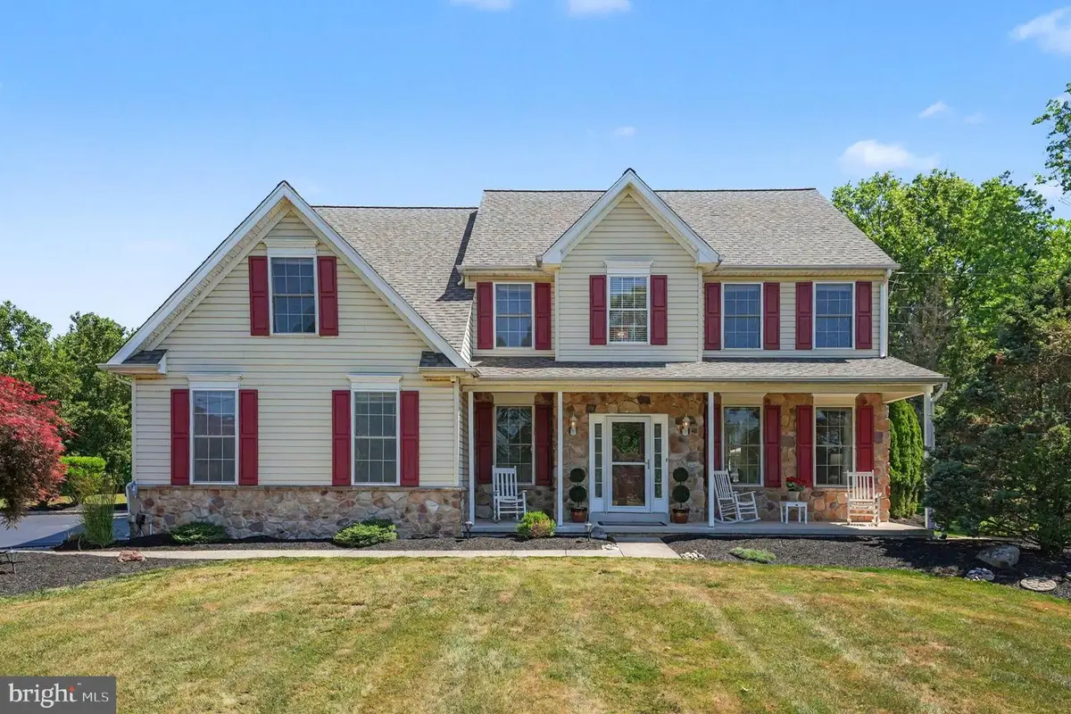 295 James Heckler Rd, Harleysville, PA 19438 - #1