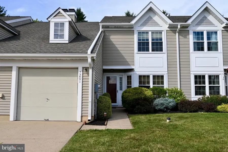 7201 Union Ct, North Wales, PA 19454 - #2
