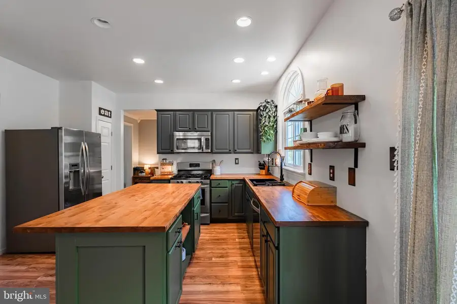 1032 Fallbrook Ln, Pottstown, PA 19464 - #3