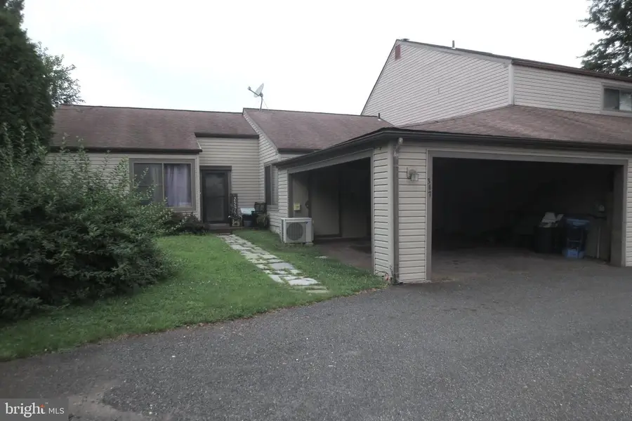 347 Bridge St, Collegeville, PA 19426 - #2