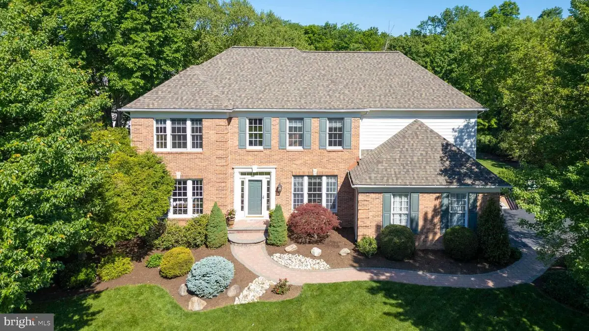 335 Sun Valley Dr, Ambler, PA 19002 - #1