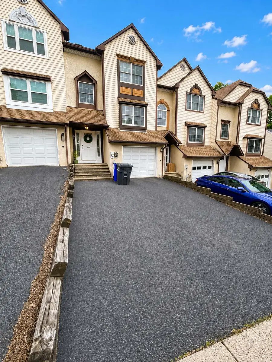 514 Upland St, Pottstown, PA 19464 - #2