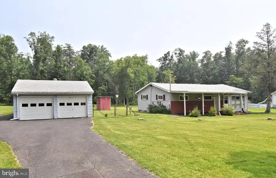 245 Fulmer Rd, Perkiomenville, PA 18074 - #2