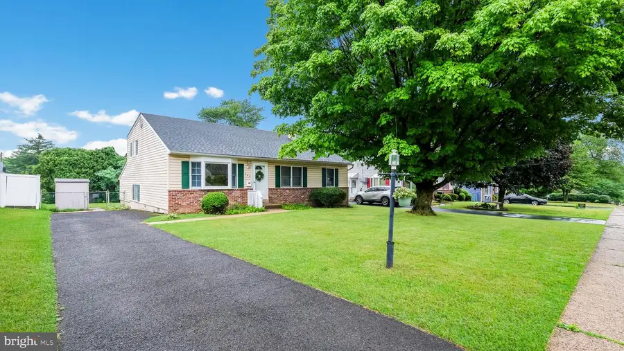 424 Mallard Rd, Hatboro, PA 19040 - #3