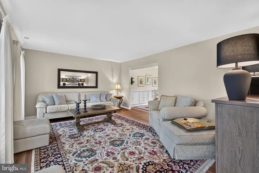 136 Bedford Ln, Lansdale, PA 19446 - #2