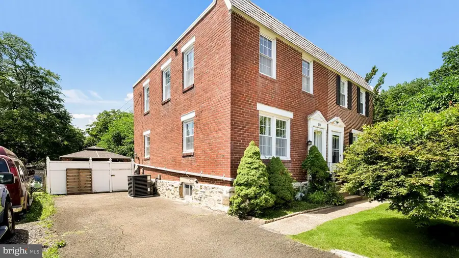 419 Evergreen Ave, Hatboro, PA 19040 - #2