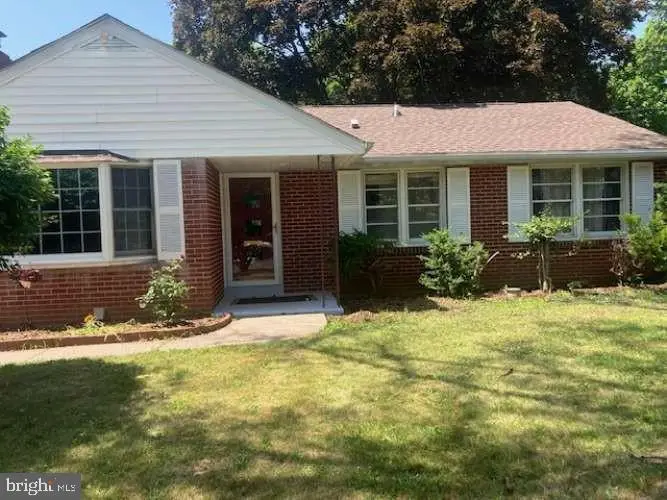 439 E Chestnut St, Souderton, PA 18964 - #1