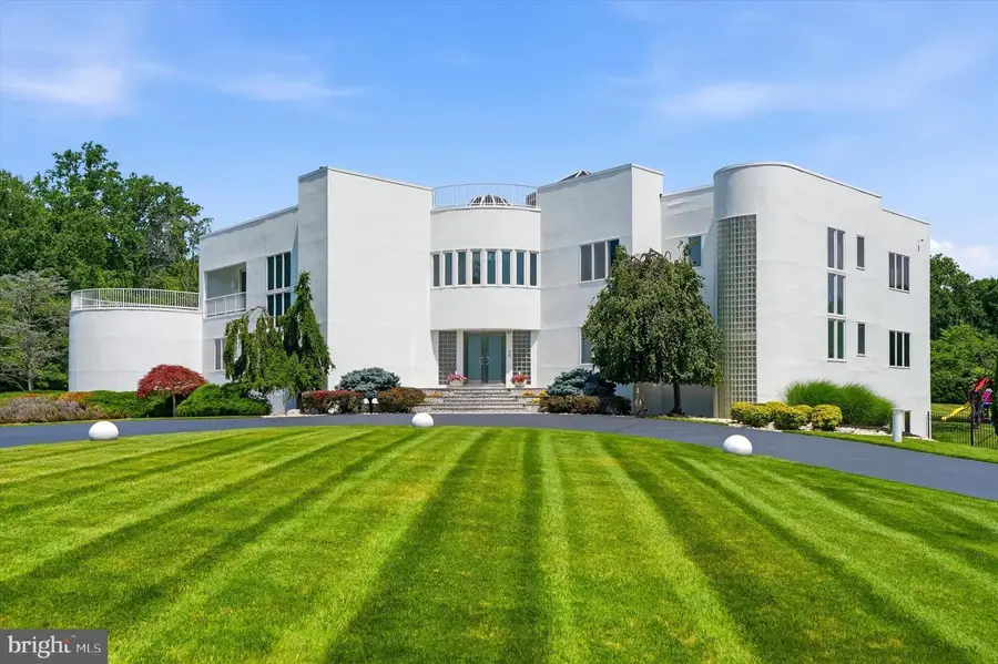 611 Creek Ln, Flourtown, PA 19031 - #2