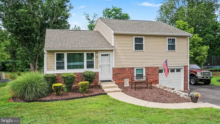 493 Adrian Rd, Collegeville, PA 19426 - #3