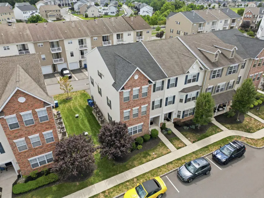 3041 Davenport Way #100 L, Pennsburg, PA 18073 - #2