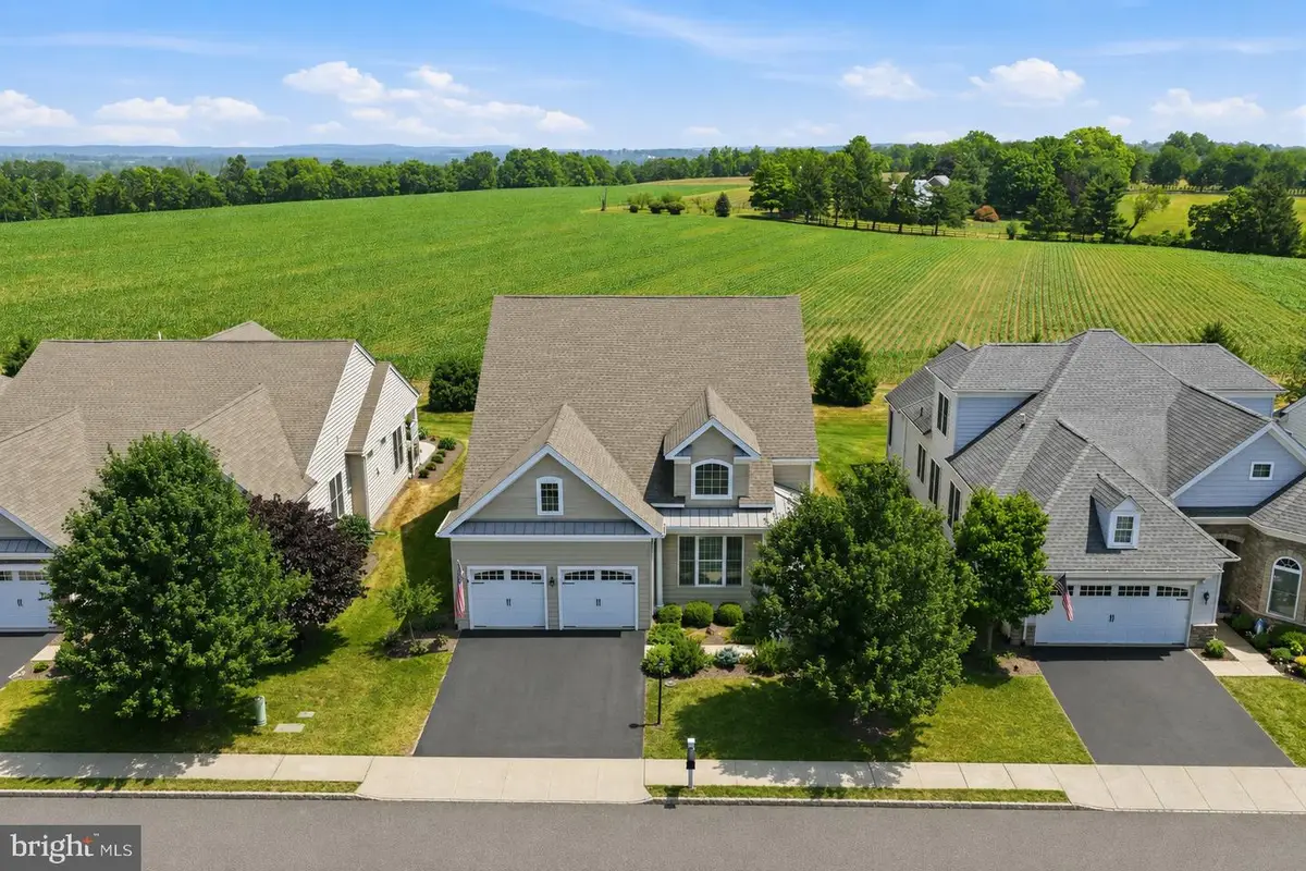 4829 Spencer Dr, Schwenksville, PA 19473 - #1