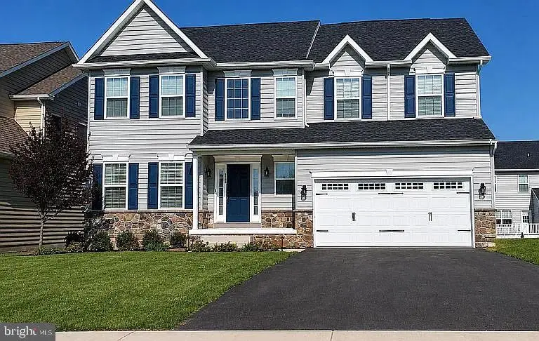 2120 Sunnyvale Dr, Pennsburg, PA 18073 - #1