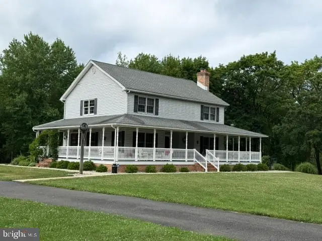 37 School Rd, Schwenksville, PA 19473 - #1