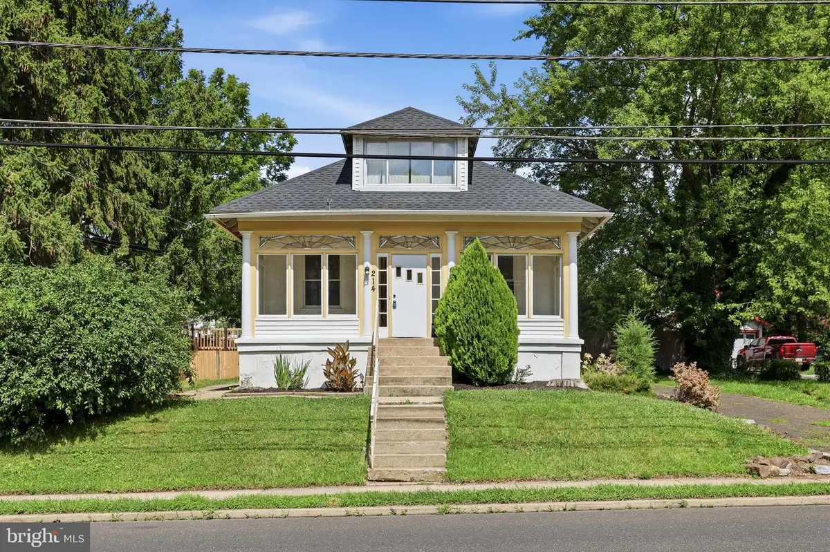 214 N Hills Ave, Glenside, PA 19038 - #1