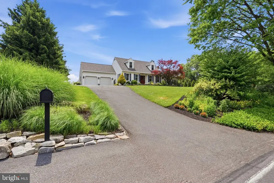 63 W Linfield Trappe Rd, Royersford, PA 19468 - #3