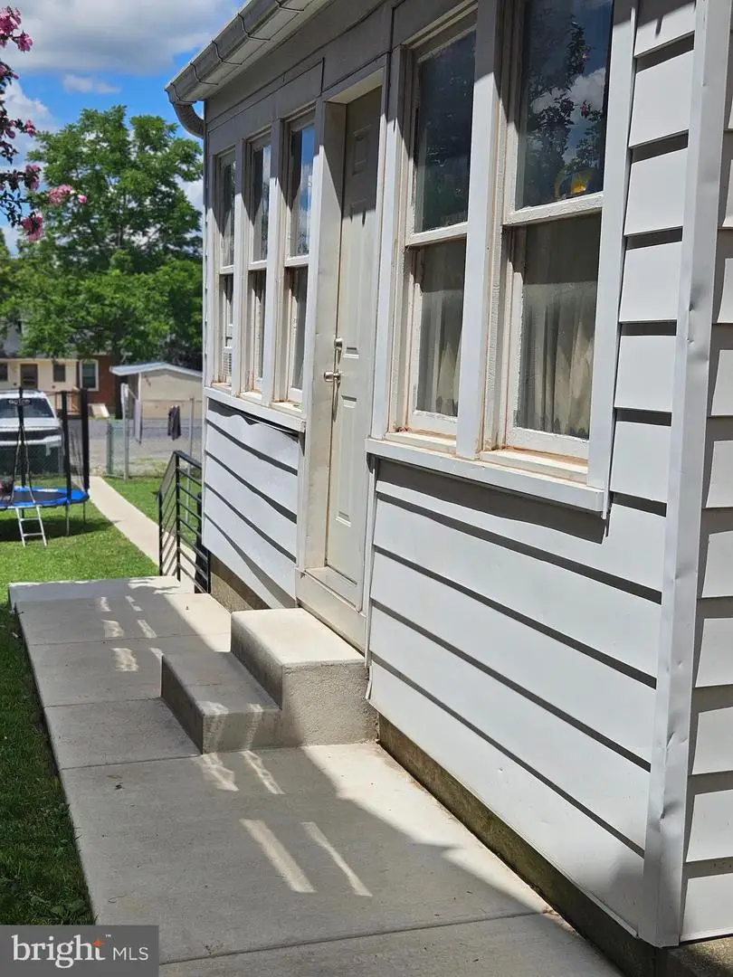 645 N. Charlotte, Pottstown, PA 19464 - #2