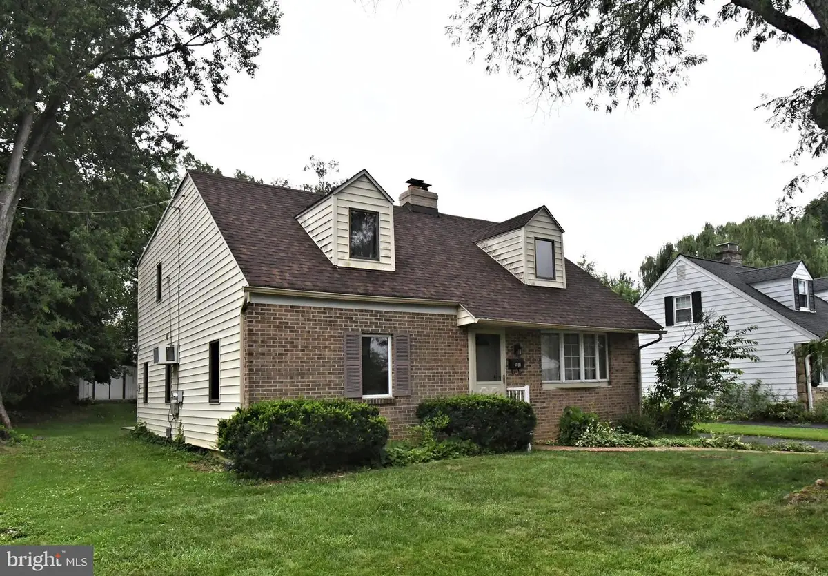 500 Burton Rd, Oreland, PA 19075 - #1