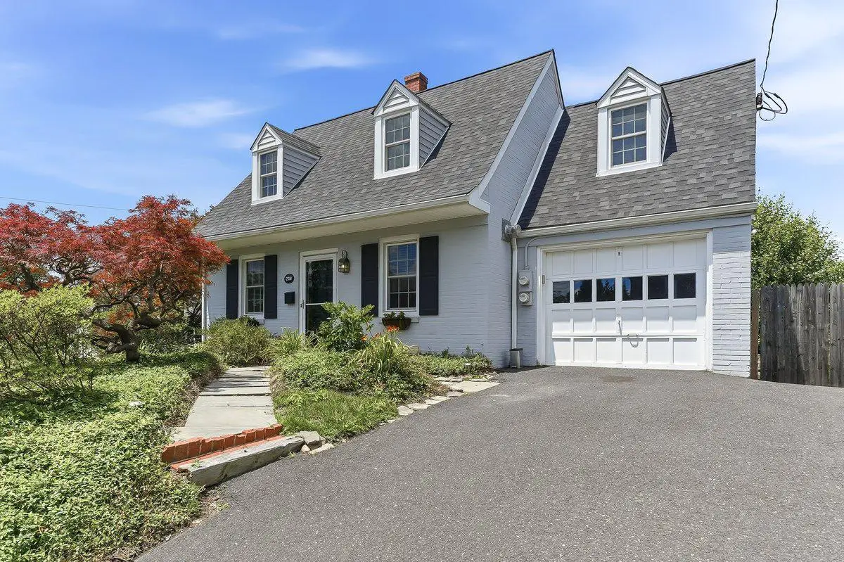 208 Fort Washington Ave, Fort Washington, PA 19034 - #1