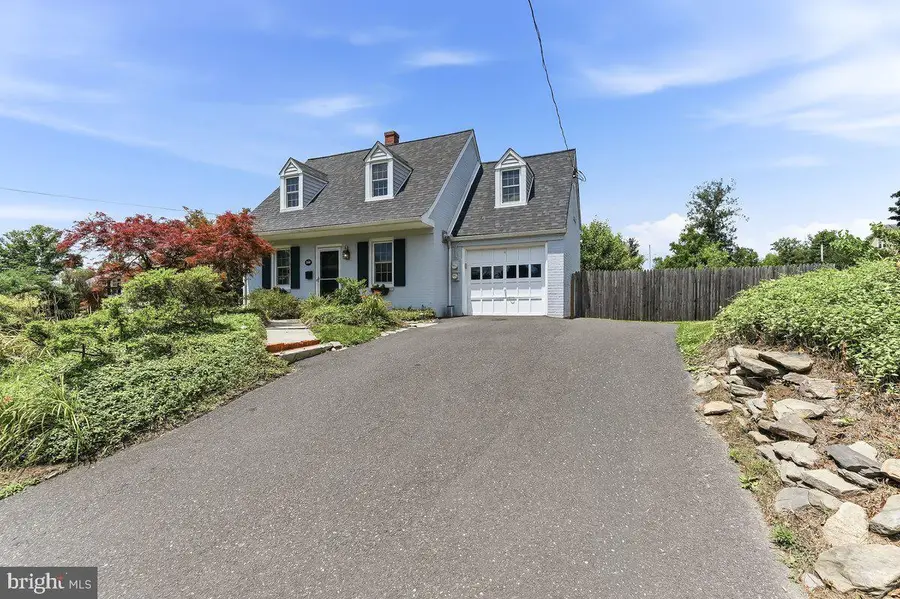 208 Fort Washington Ave, Fort Washington, PA 19034 - #3
