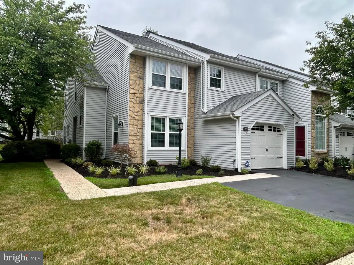 299 Carmen Dr, Collegeville, PA 19426 - #1