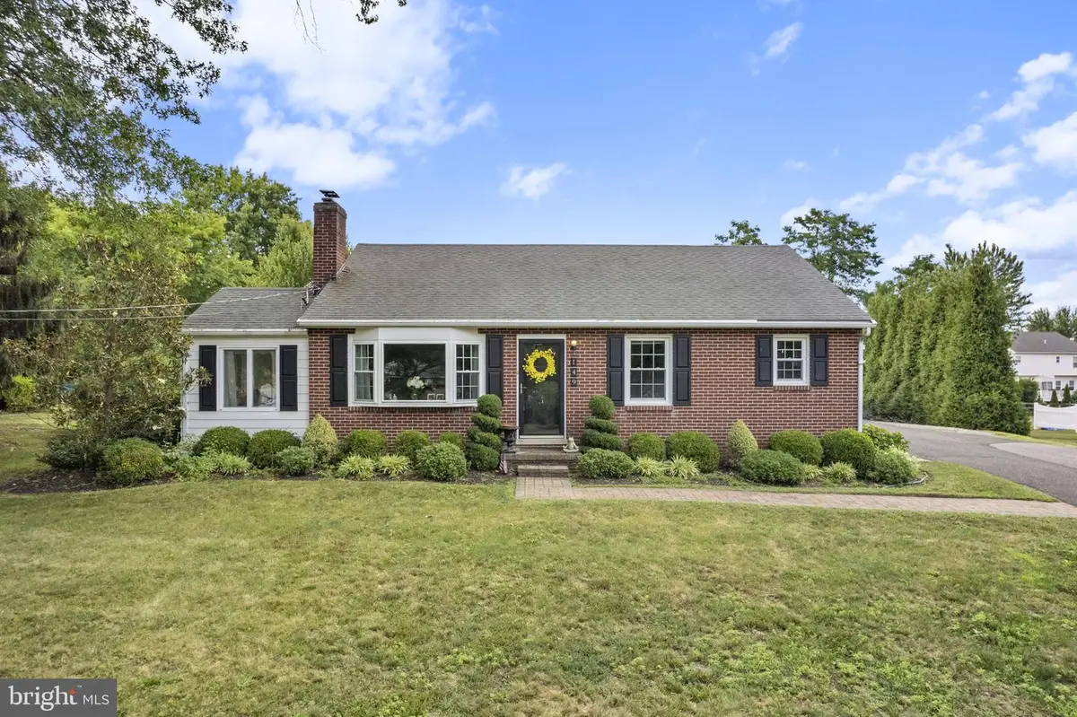 149 Linfield Trappe Rd, Royersford, PA 19468 - #1
