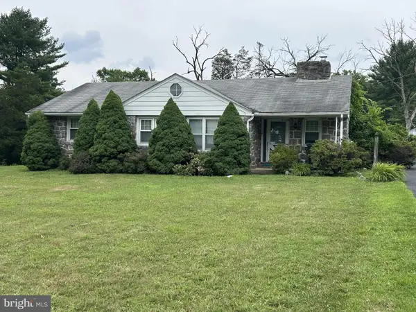 2122 Yarnall Rd, POTTSTOWN, PA 19464