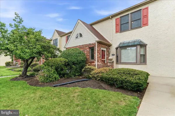 333 Norris Hall Ln #333, WEST NORRITON, PA 19403