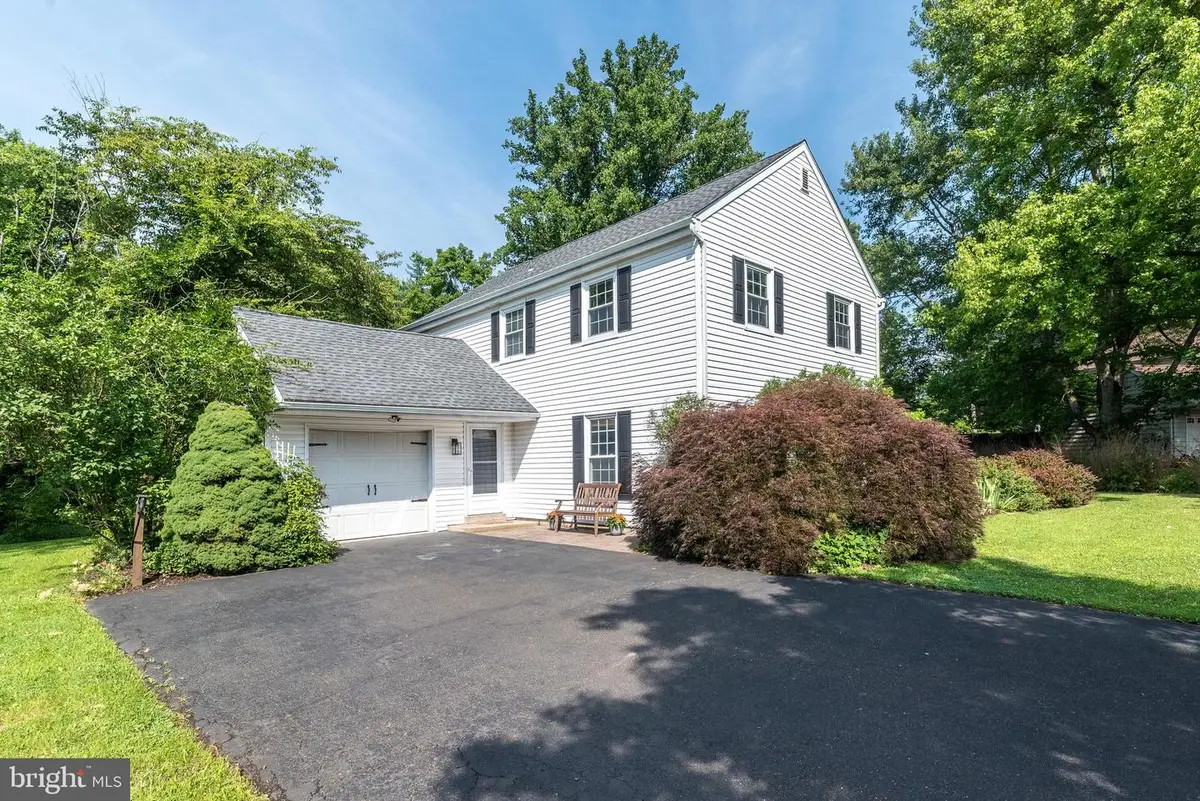 2045 Foster Rd, Hatfield, PA 19440 - #1