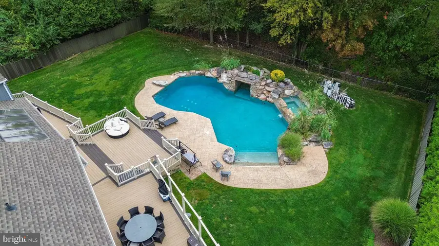 502 Long Ln, Huntingdon Valley, PA 19006 - #2