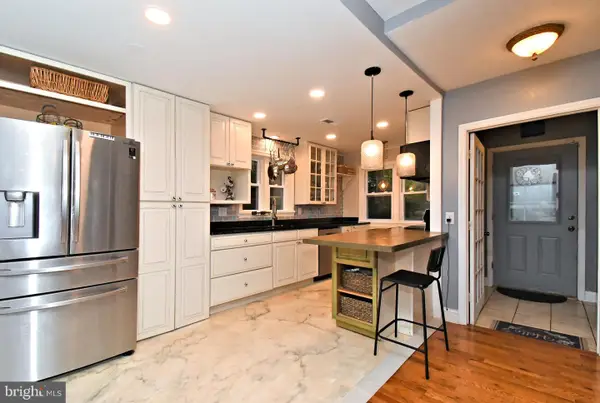 658 Macoby Ave, GREEN LANE, PA 18054