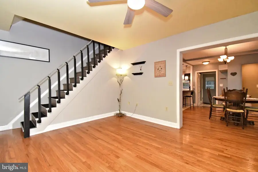 658 Macoby Ave, Green Lane, PA 18054 - #2