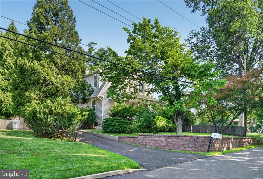 238 Homestead Ln, Horsham, PA 19044 - #2