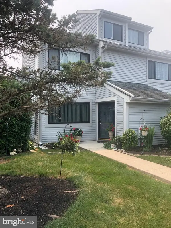 101 Monroe Dr #condo 198, HARLEYSVILLE, PA 19438