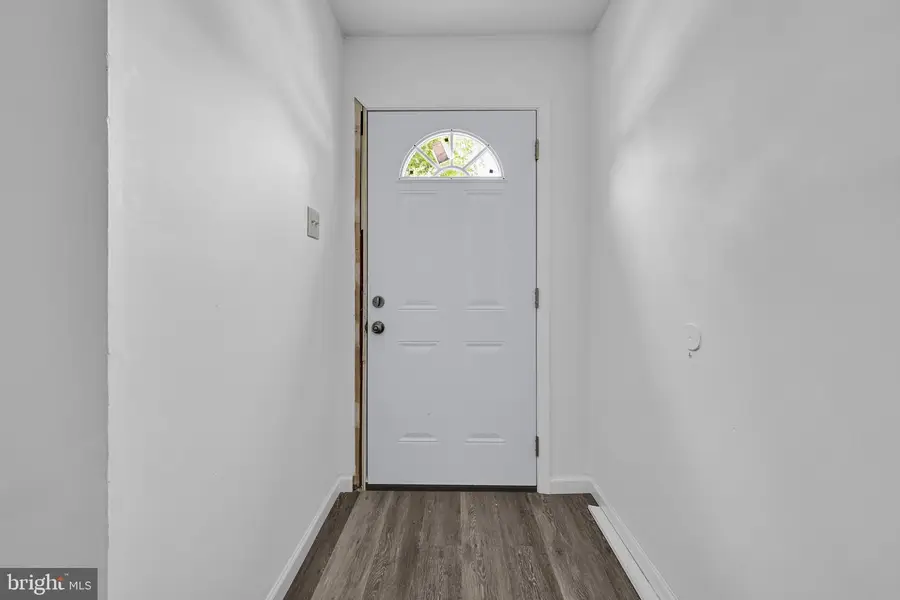 242 Shirley Dr, Harleysville, PA 19438 - #2
