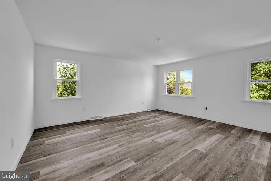 242 Shirley Dr, Harleysville, PA 19438 - #3