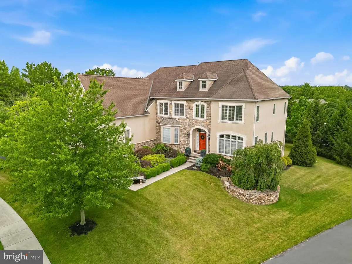 587 Woodview Ln #, Harleysville, PA 19438 - #1