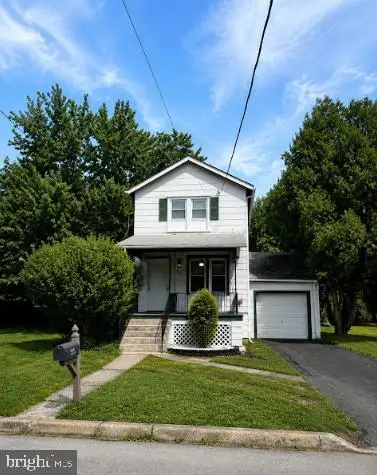 2260 W Walnut St, Colmar, PA 18915 - #1