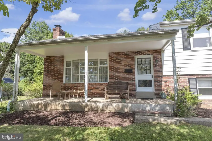 622 Knoll Dr, Lansdale, PA 19446 - #3