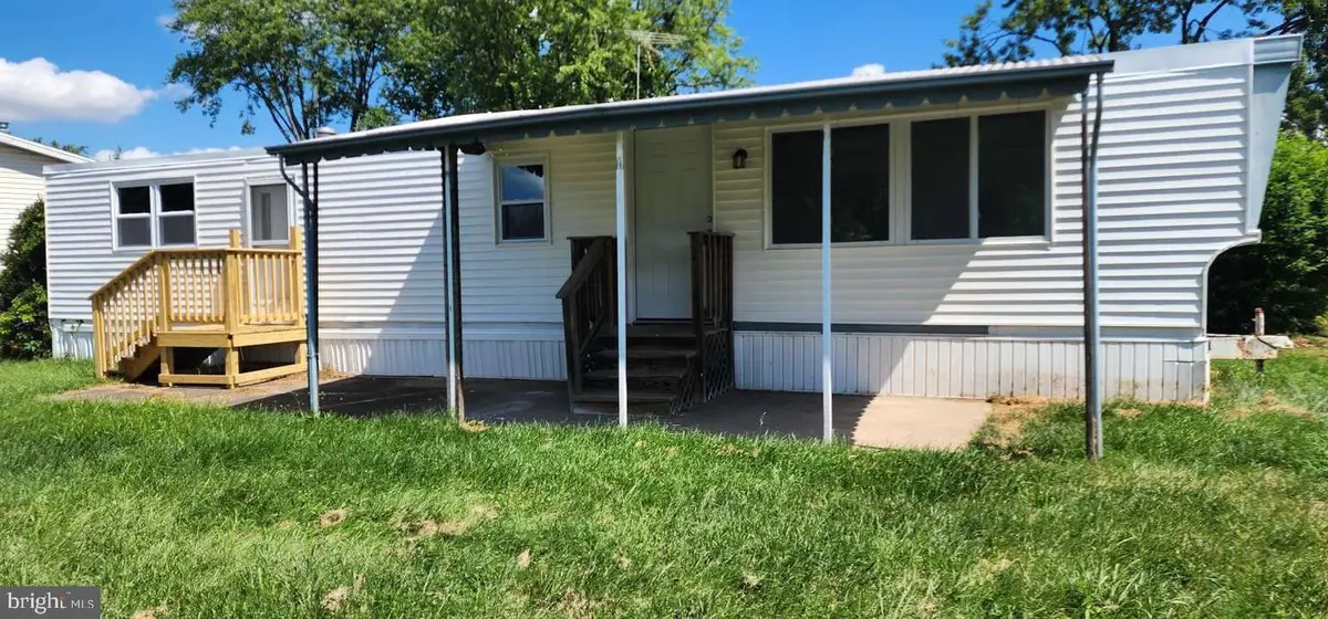 109 Lafayette Dr, Norristown, PA 19403 - #1