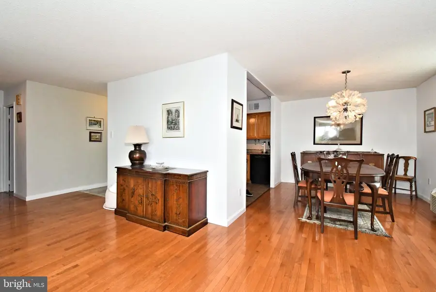 666 W Germantown Pike #1813, Plymouth Meeting, PA 19462 - #2