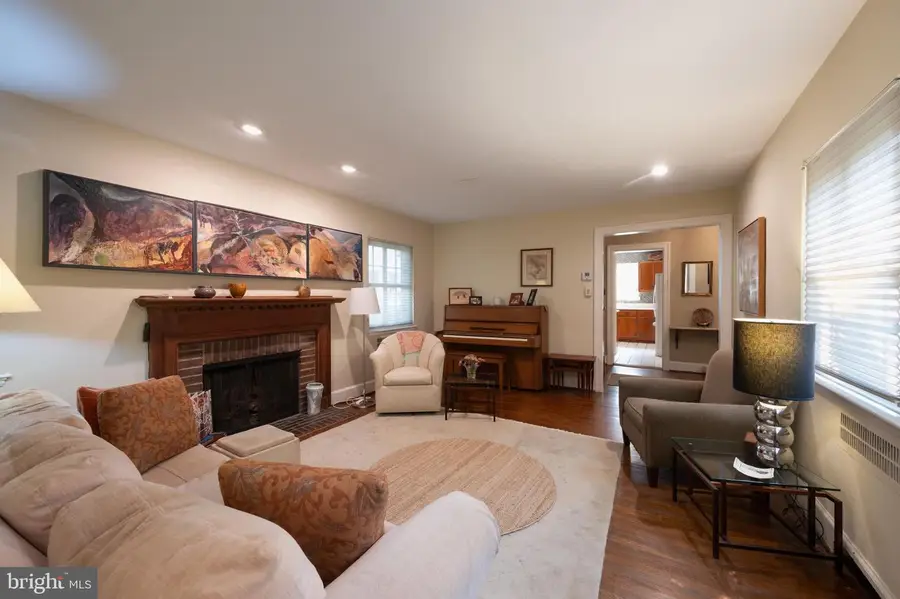 409 E Waverly Rd, Wyncote, PA 19095 - #3