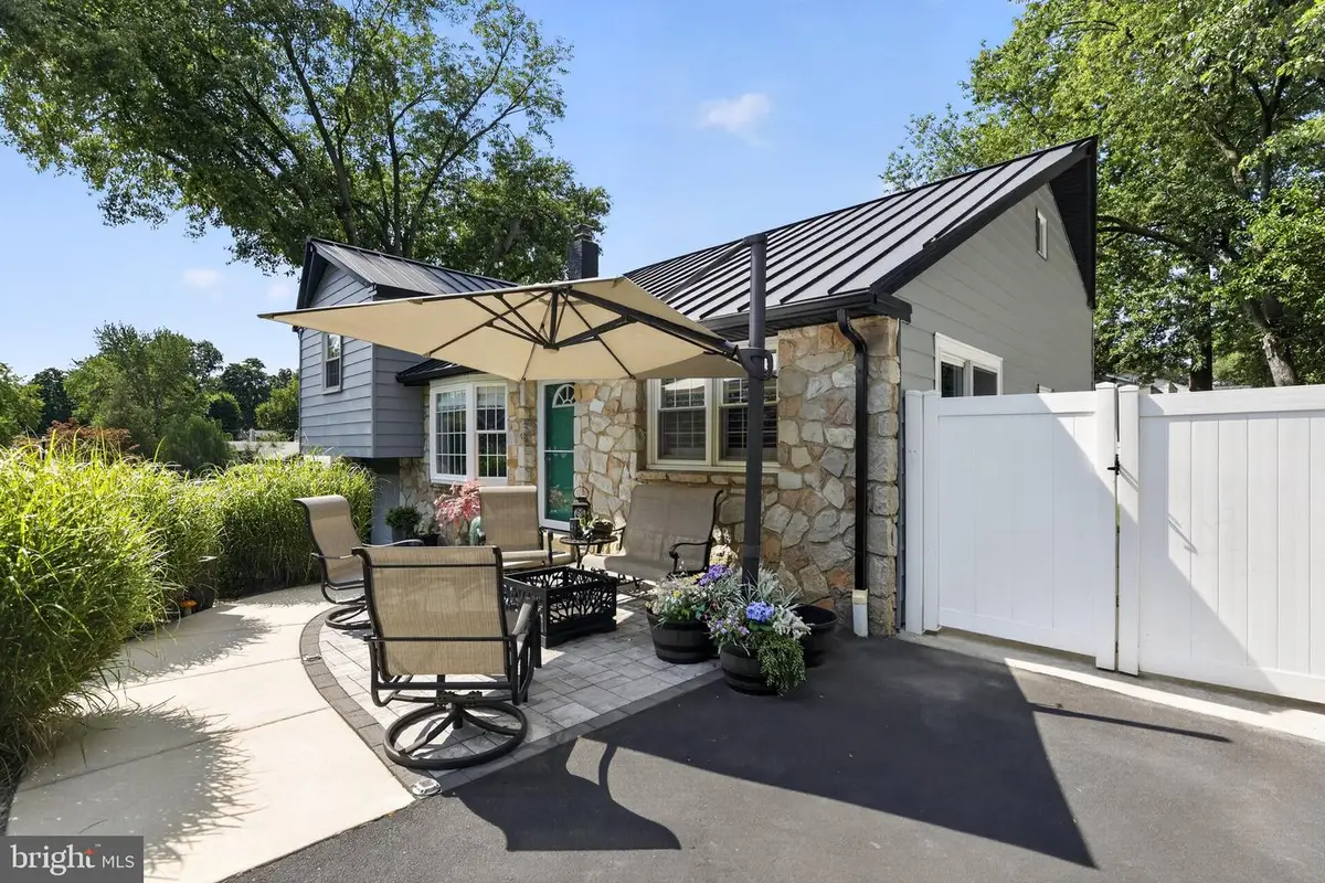 209 Limestone Ln, Willow Grove, PA 19090 - #1