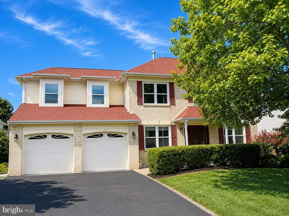 227 Shelly Dr, Collegeville, PA 19426 - #1